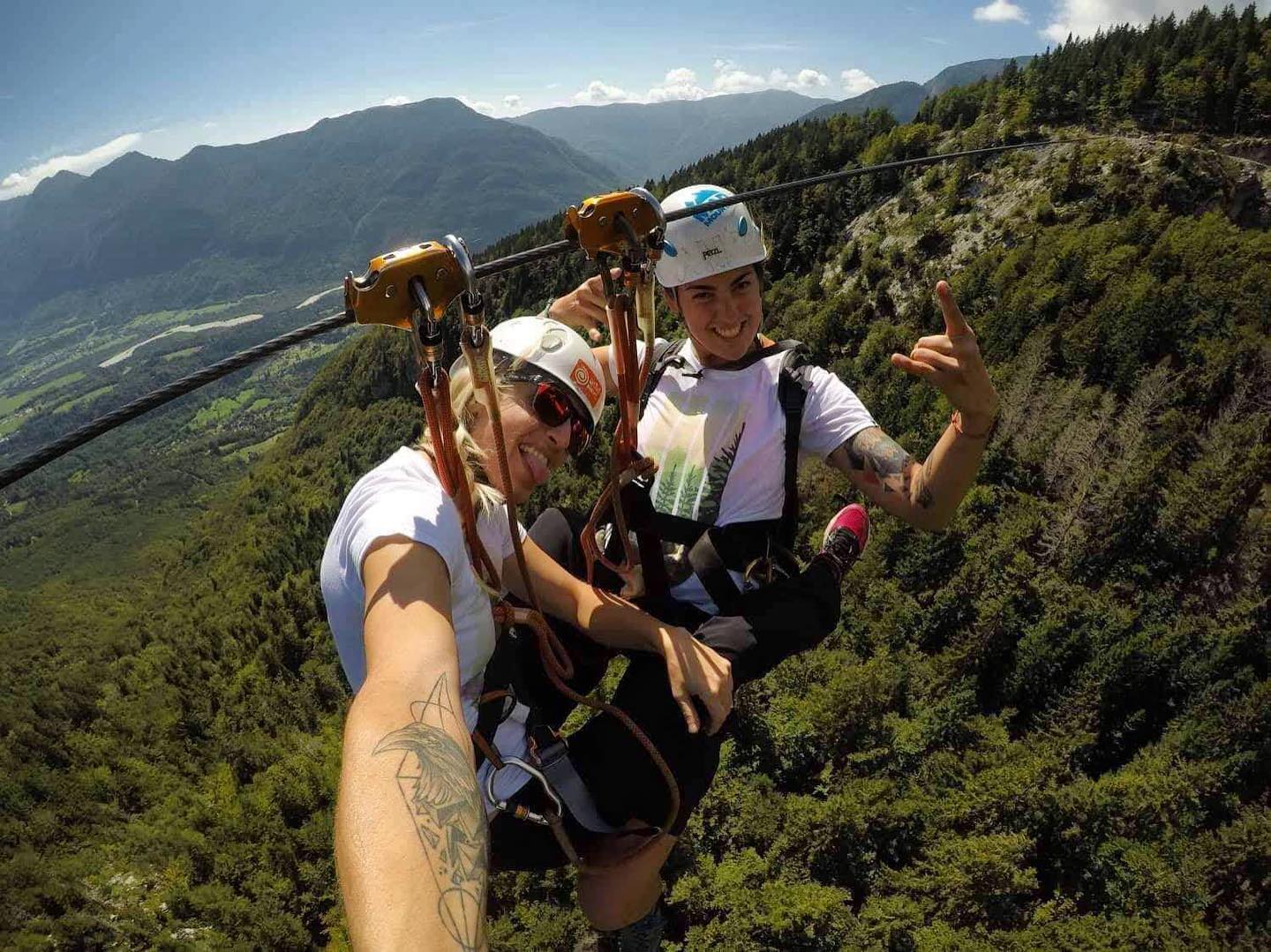 ZIPLINE Hostel Soča Rocks